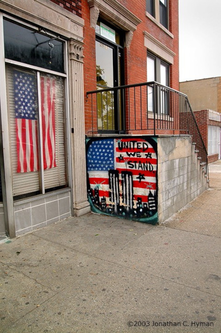Documentary photograph of vernacular art and memorials responding to September 11th, image 12