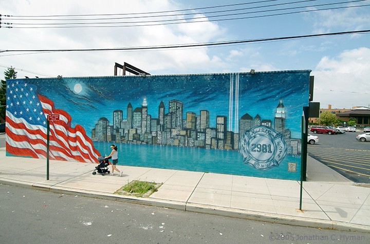Documentary photograph of vernacular art and memorials responding to September 11th, image 13