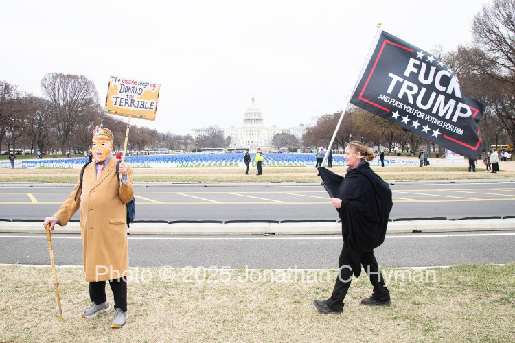 Documentary photograph of rallies, demonstrations, protests, signs and art, image 24