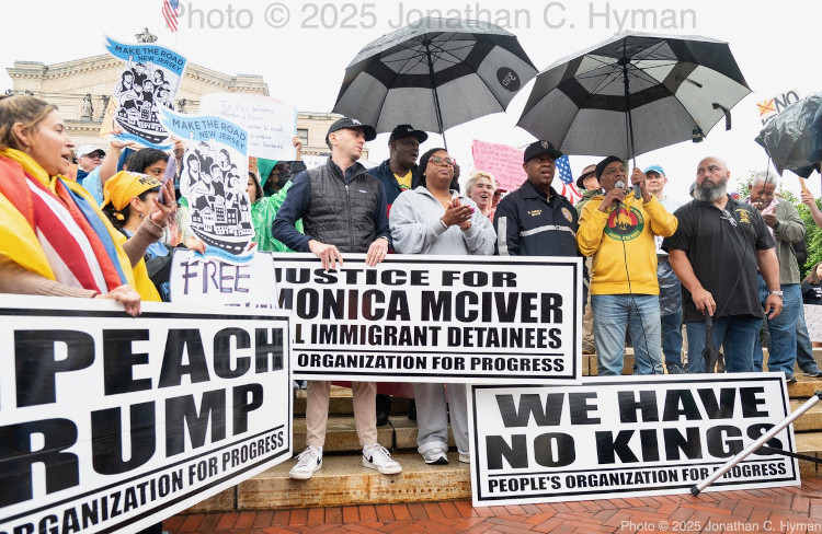 Documentary photograph of rallies, demonstrations, protests, signs and art, image 58