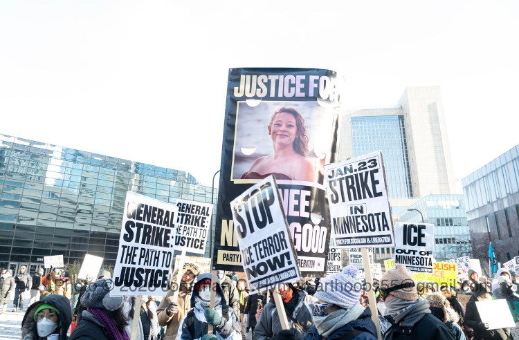 Documentary photograph of an ICE protest, image 12