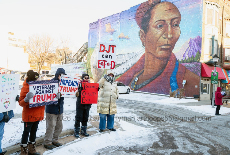 Documentary photograph of an ICE protest, image 13